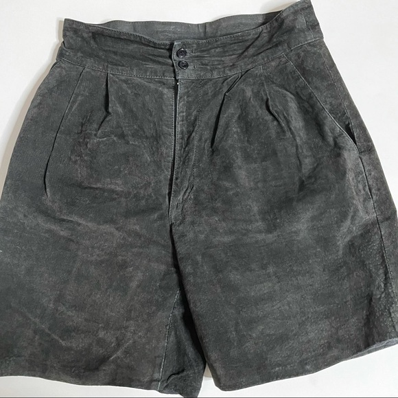 Water Collection High Waist Leather Shorts - Picture 2 of 7